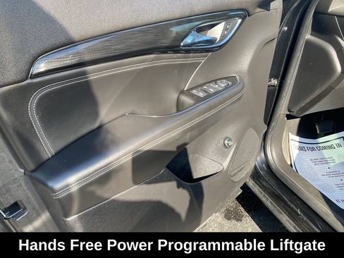Used 2021 Buick Envision Preferred AWD/4WD image 13