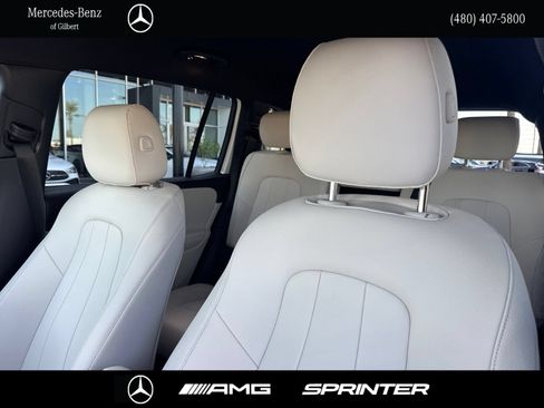 Used 2026 Mercedes-Benz GLB 250 image 16