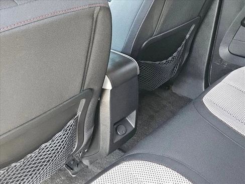 Used 2011 Chevrolet Equinox LT image 16