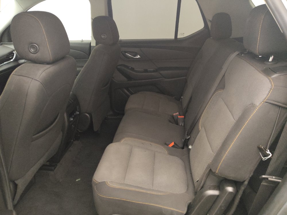 Used 2020 Chevrolet Traverse LS FWD image 18