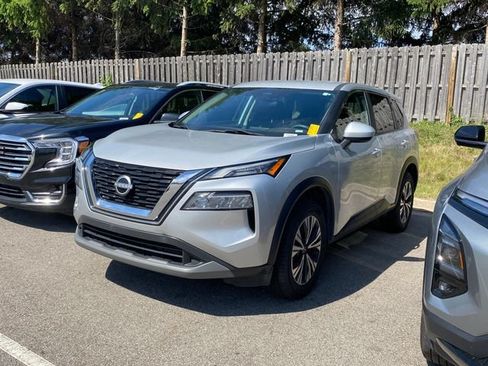 Used 2023 Nissan Rogue SV FWD image 7
