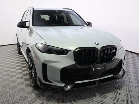 Used 2024 BMW X5 M60i w/ Climate Comfort Package image 9