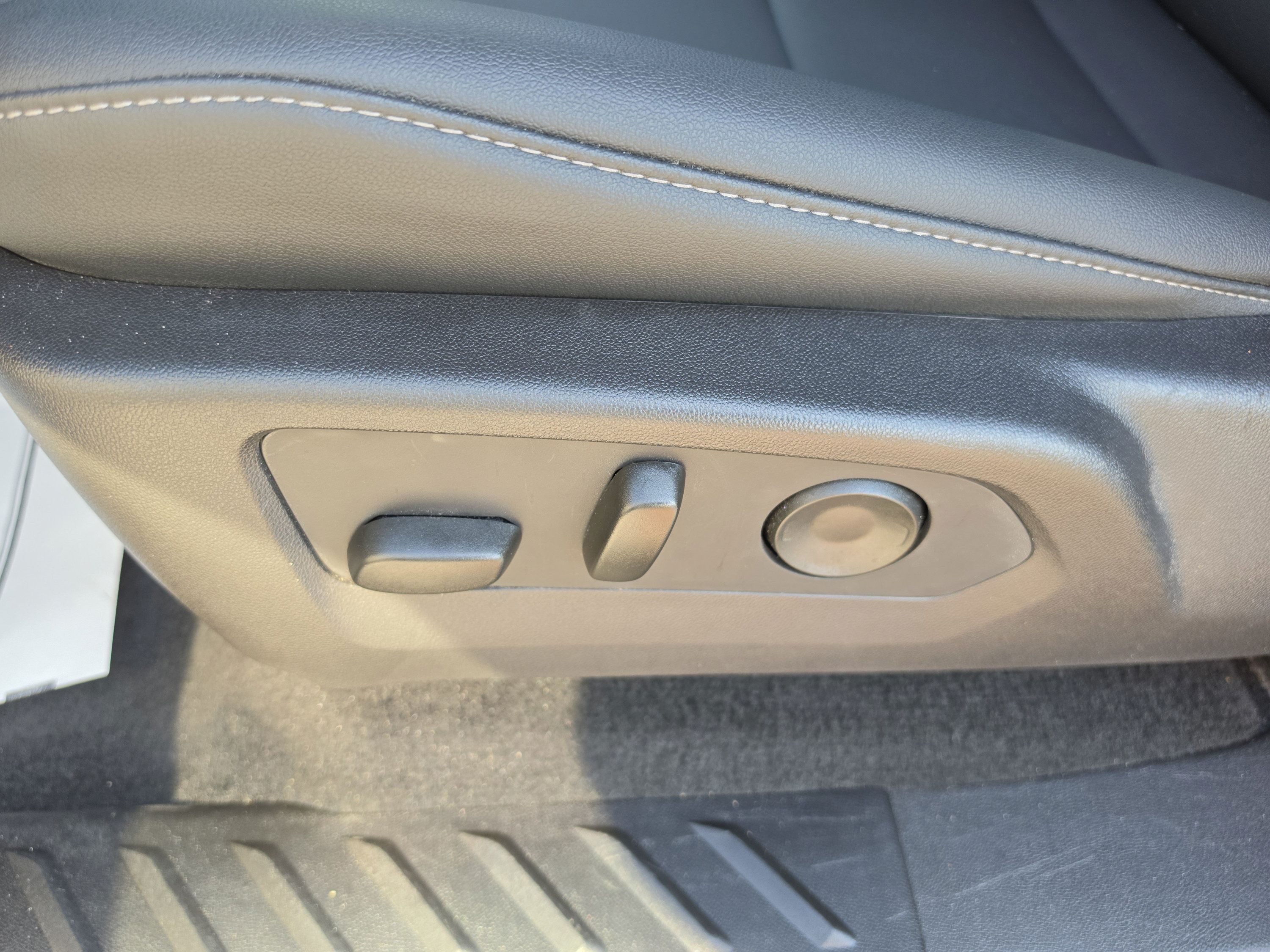 Used 2026 Chevrolet Colorado LT w/ LT Convenience Package RWD image 25