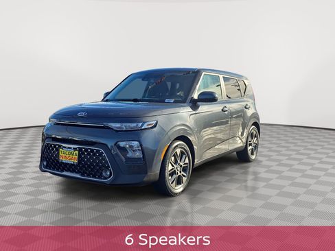 Used 2021 Kia Soul EX image 4