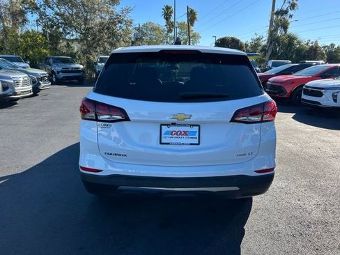 Used 2023 Chevrolet Equinox LT w/ LPO, Floor Liner Package image 5