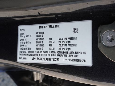 Used 2024 Tesla Model 3 Standard Range RWD image 45