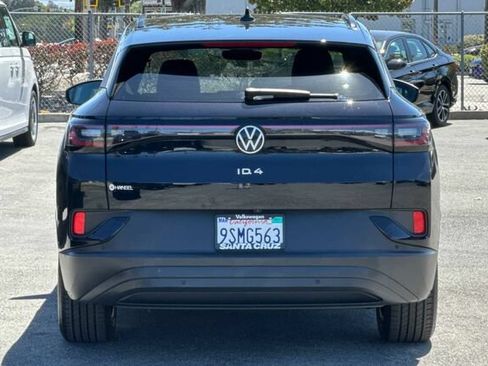 Used 2024 Volkswagen ID.4 2WD image 5