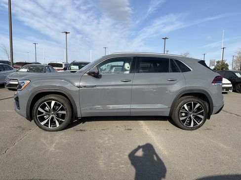 New 2026 Volkswagen Atlas Cross Sport SEL Premium R-Line AWD/4WD image 2