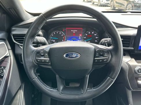 Used 2020 Ford Explorer XLT w/ Equipment Group 202A image 27