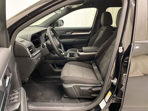 Used 2025 GMC Terrain Elevation image 14