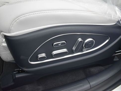 Used 2026 Hyundai Palisade Calligraphy FWD image 19