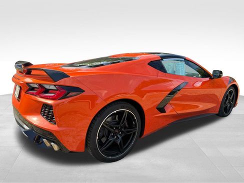 Used 2021 Chevrolet Corvette Stingray Preferred Cpe w/ Z51 Performance Package RWD image 6