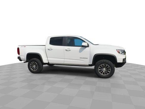 Used 2022 Chevrolet Colorado ZR2 image 2