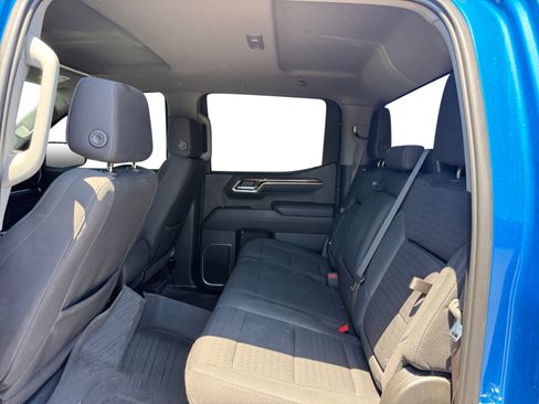 Used 2022 GMC Sierra 1500 Elevation AWD/4WD image 16