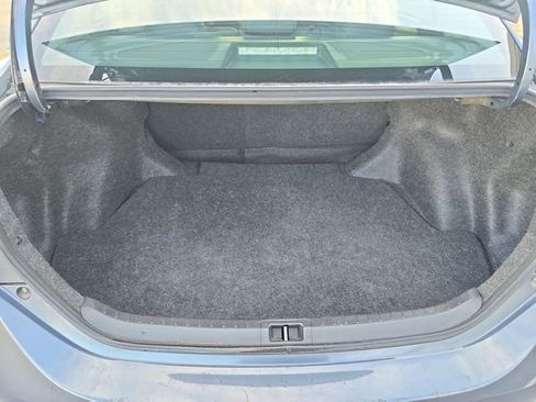 Used 2015 Toyota Corolla S image 12