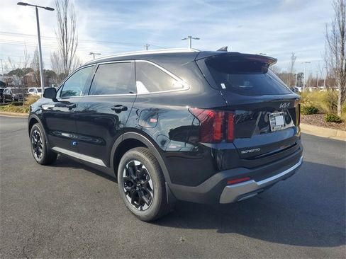 New 2026 Kia Sorento S image 6