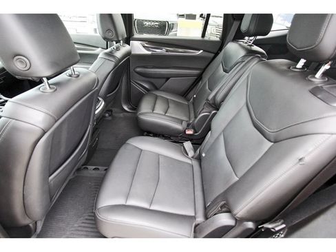Used 2024 Cadillac XT6 Sport w/ Technology Package AWD/4WD image 7