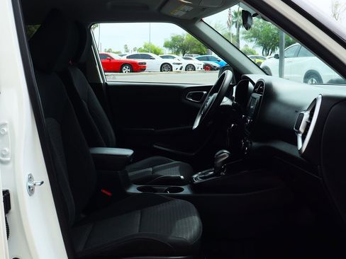 Used 2021 Kia Soul S image 30