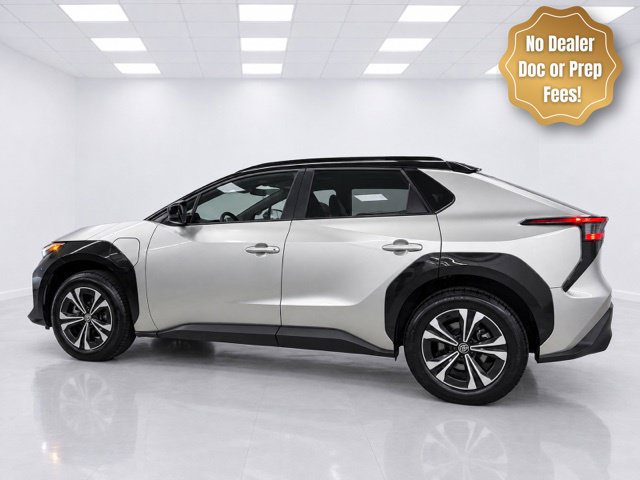 Used 2024 Toyota bZ4X AWD w/ Weather Package image 2
