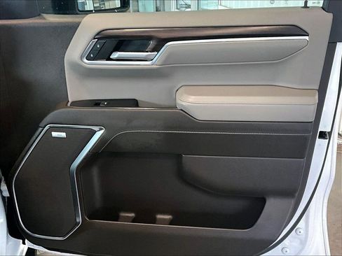 Used 2024 GMC Sierra 1500 SLT w/ SLT Premium Plus Package image 12