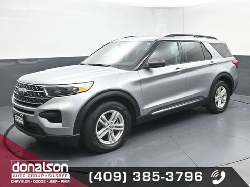 Used 2023 Ford Explorer XLT RWD image 5