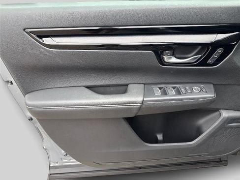 Used 2024 Honda CR-V EX-L image 18