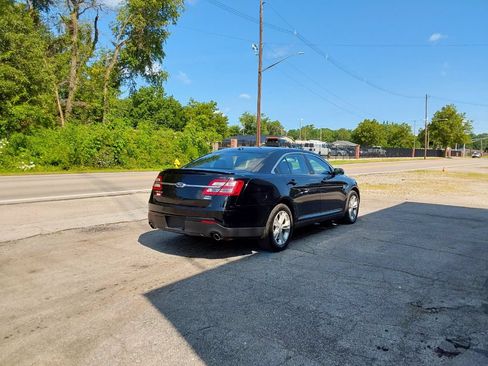 Used 2016 Ford Taurus SEL w/ Equipment Group 201A AWD/4WD image 7