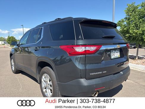 Used 2021 Chevrolet Traverse LT AWD/4WD image 2