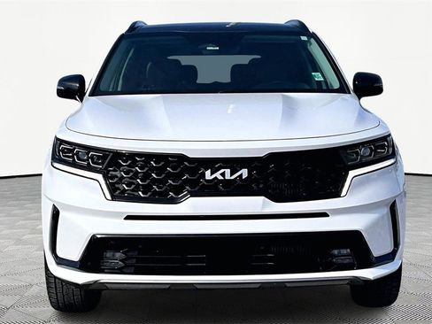 Used 2023 Kia Sorento SX image 3