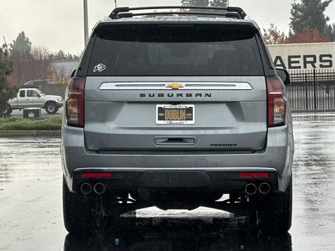 Certified 2023 Chevrolet Suburban Premier image 8