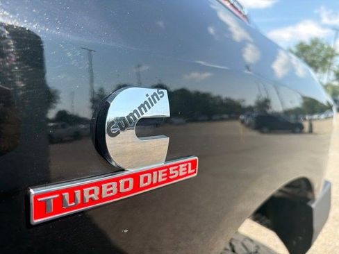 Used 2020 RAM 2500 Tradesman w/ Chrome Appearance Group AWD/4WD image 22