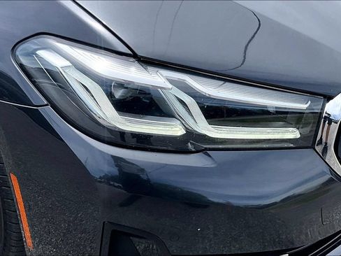 Used 2023 BMW 540i w/ Premium Package RWD image 32