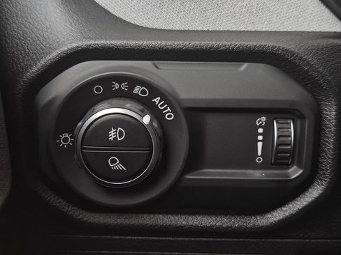 New 2025 Jeep Gladiator Sport image 24