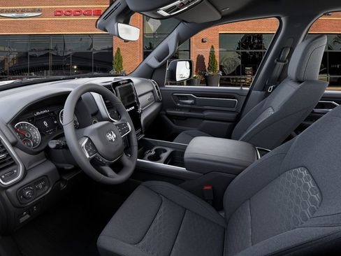 New 2026 RAM 1500 4x4 Crew Cab image 22