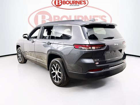 Used 2024 Jeep Grand Cherokee L Limited w/ Luxury Tech Group II image 9