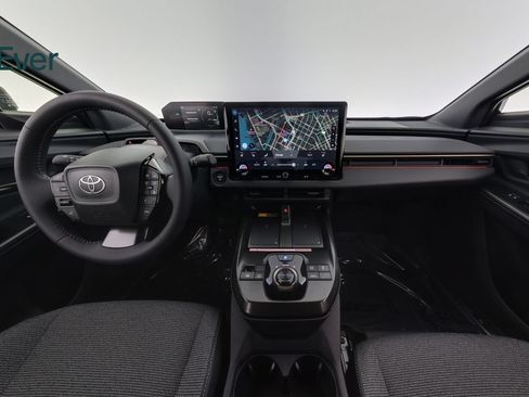 Used 2026 Toyota bZ FWD image 26