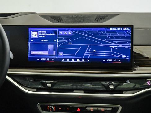 Used 2026 BMW X7 xDrive40i w/ Premium Package AWD/4WD image 14