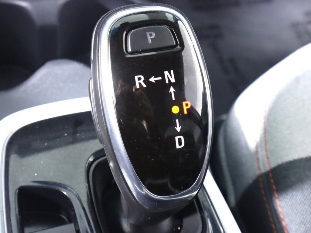 Used 2018 Chevrolet Bolt LT FWD image 24
