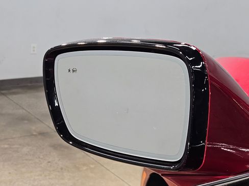 Used 2024 Buick Enclave Premium image 23