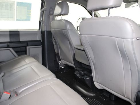 Used 2019 Ford F250 XL w/ STX Appearance Package image 29