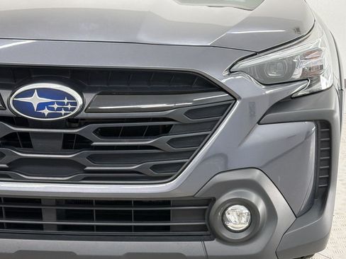 Used 2025 Subaru Outback Onyx Edition AWD/4WD image 12