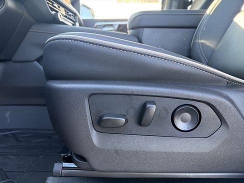 New 2026 Chevrolet Tahoe Premier image 25