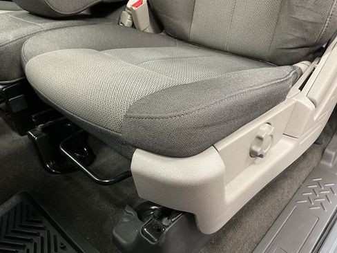 Used 2010 Ford F150 STX AWD/4WD image 19