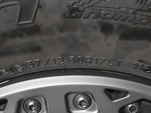 Used 2025 Ford F150 Raptor w/ Equipment Group 803A Raptor R image 34