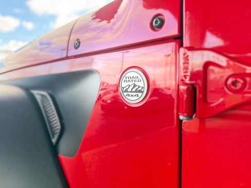 Used 2020 Jeep Wrangler Unlimited Sport S image 22