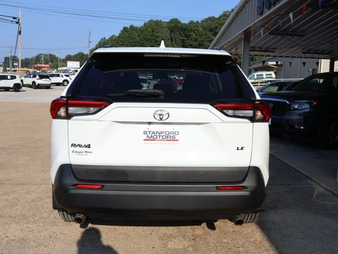 Used 2020 Toyota RAV4 LE w/ All Weather Liner Package FWD image 7