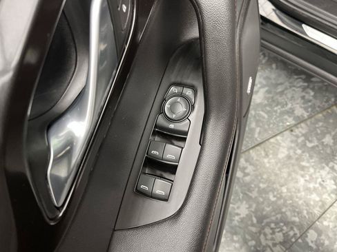 Used 2019 Chevrolet Blazer RS AWD/4WD image 9