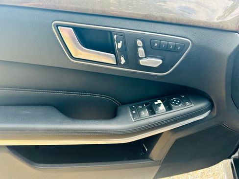 Used 2014 Mercedes-Benz E 350 Sedan image 22