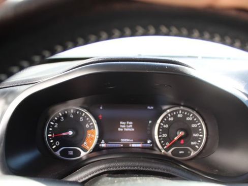 Used 2021 Jeep Renegade Latitude image 22