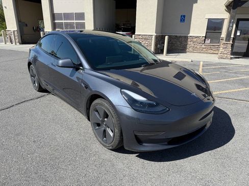 Used 2023 Tesla Model 3 Standard Range RWD image 1